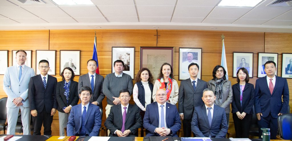 UCN y Laboratorio de Exploración del Espacio Profundo (DSEL) de China colaborarán desde el Norte de Chile